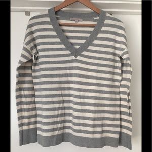GAP V Neck Sweater